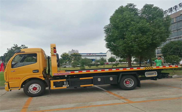 舟山定远24小时拖车救援电话号码，定远道路救援公司怎么收费的